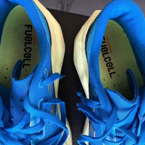 New Balance FuelCell Rebel V4 Women’s Size 8.5 - Picture 7 of 12